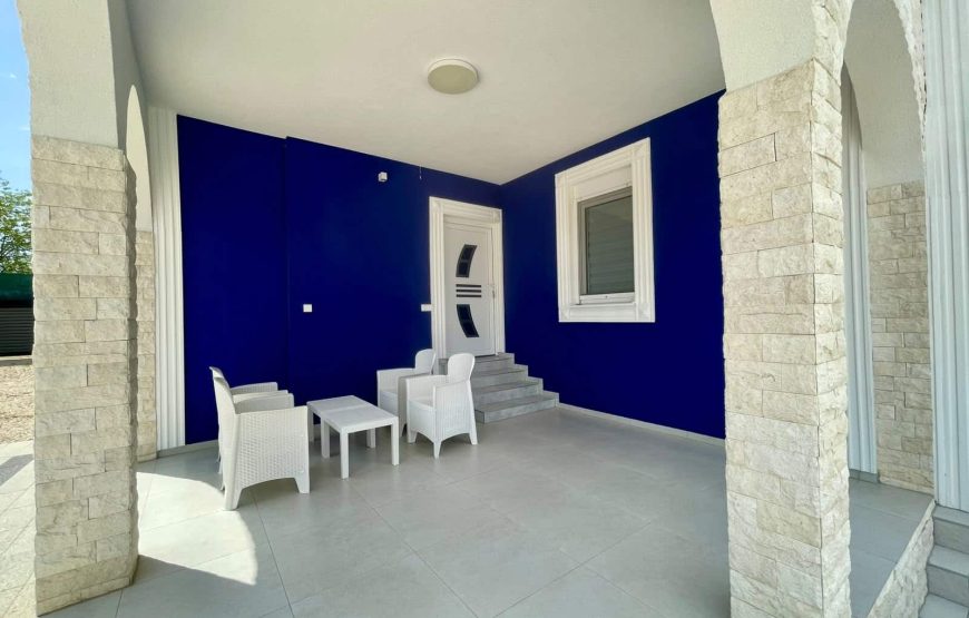 VILLA 36