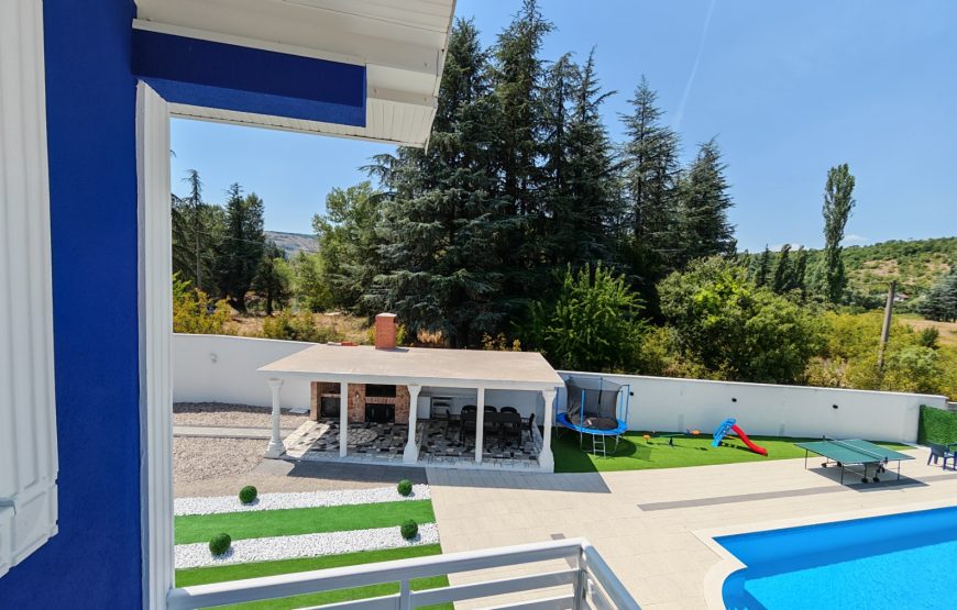 VILLA 36