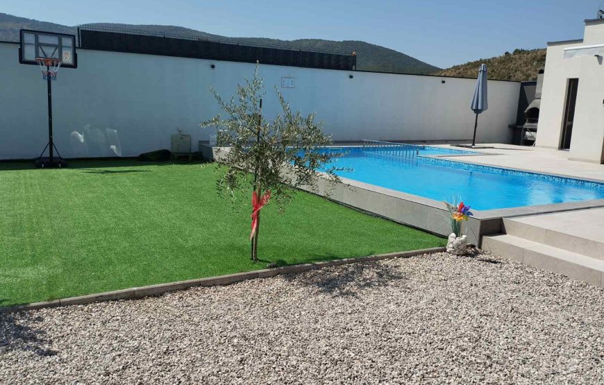 VILLA 15