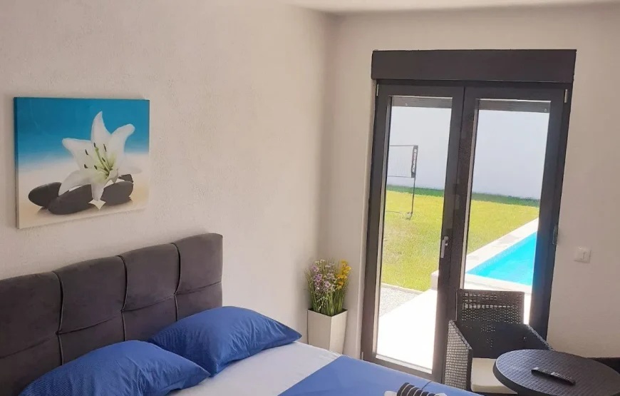 VILLA 15