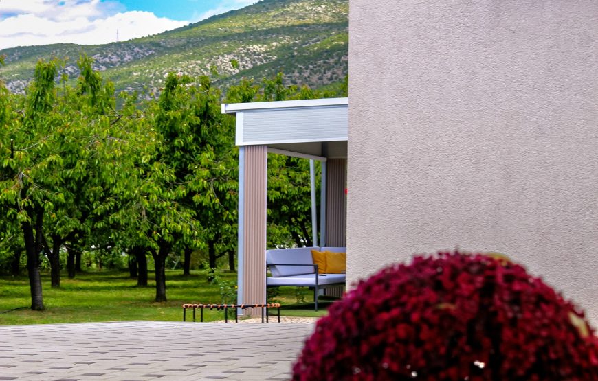 VILLA 10