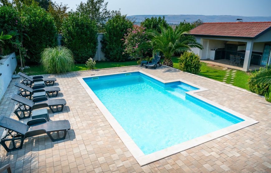 VILLA 03