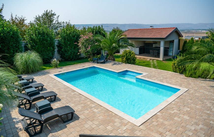 VILLA 03