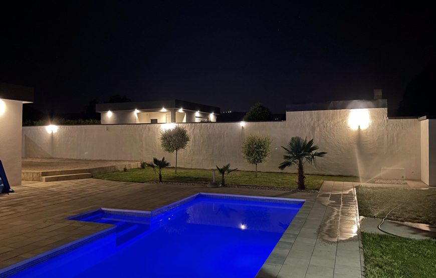 VILLA 17