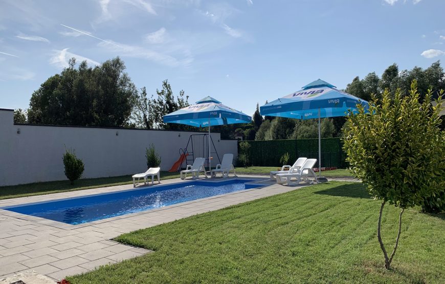 VILLA 18