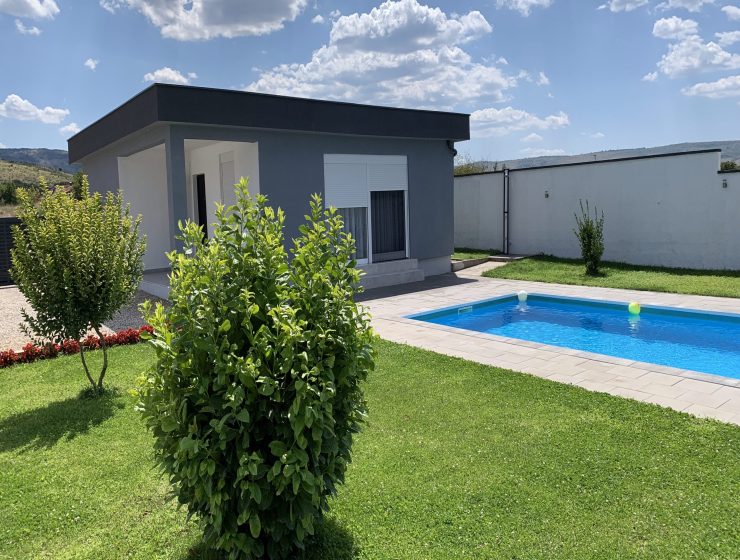 VILLA 18