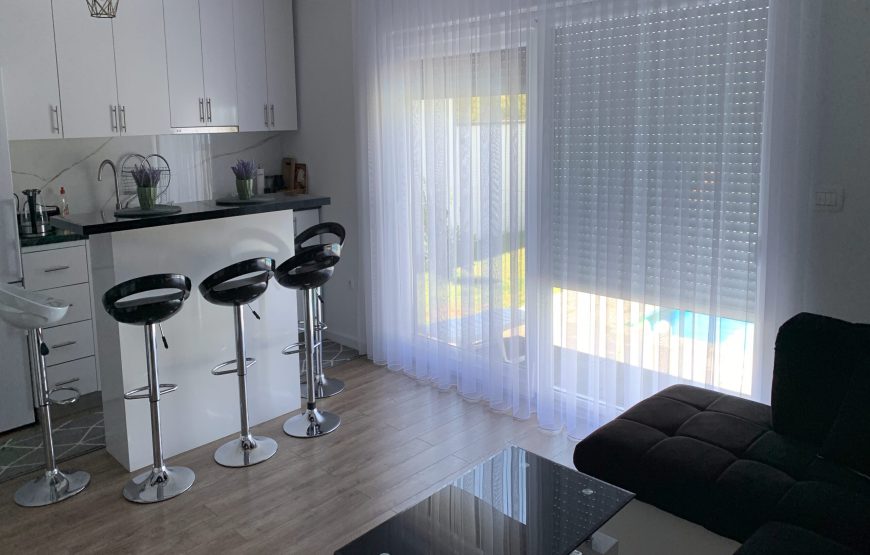 VILLA 18