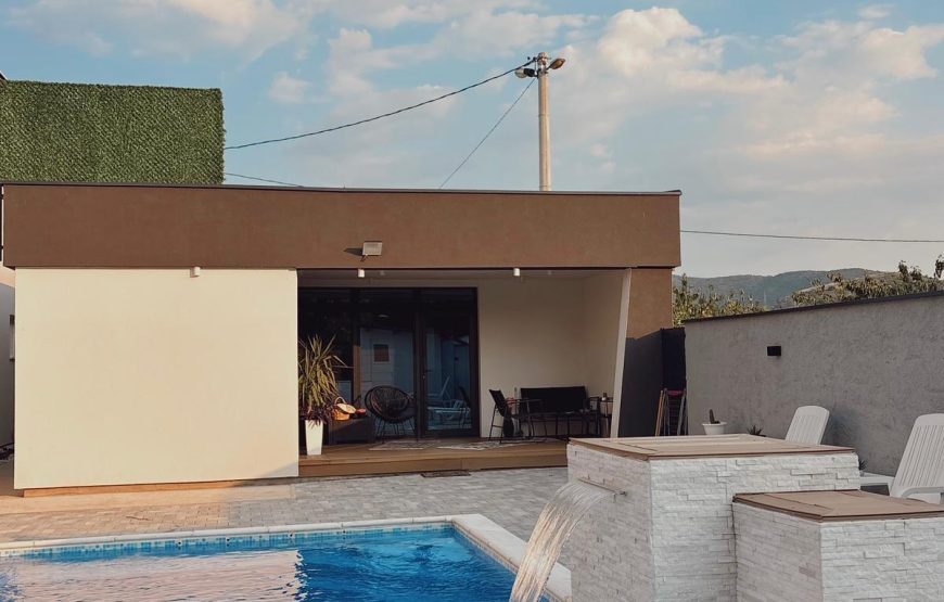 VILLA 22