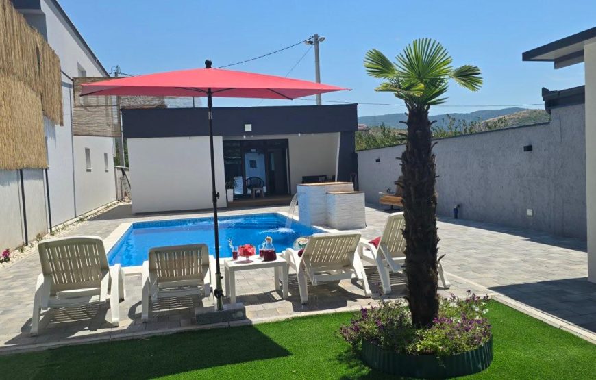 VILLA 22