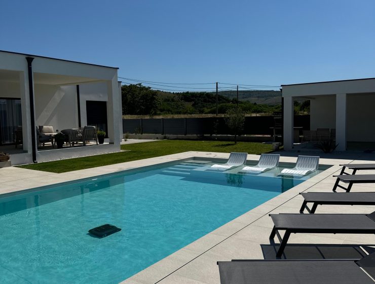 VILLA 11