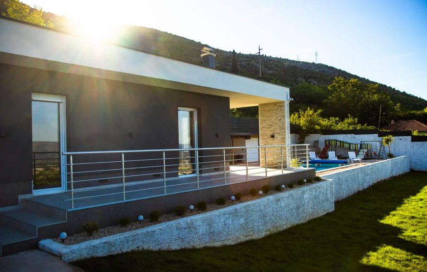 VILLA 01