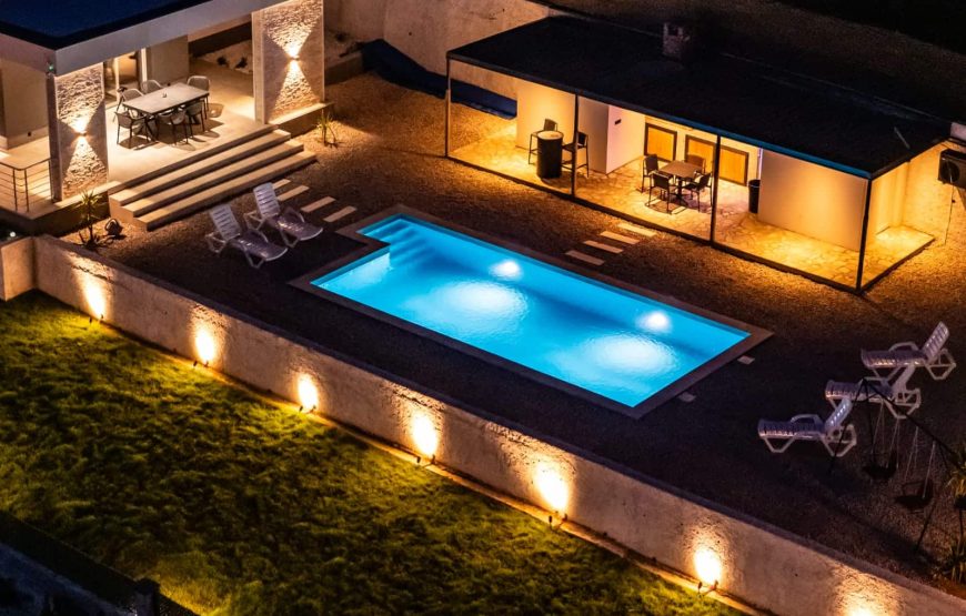 VILLA 01
