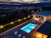 VILLA 01