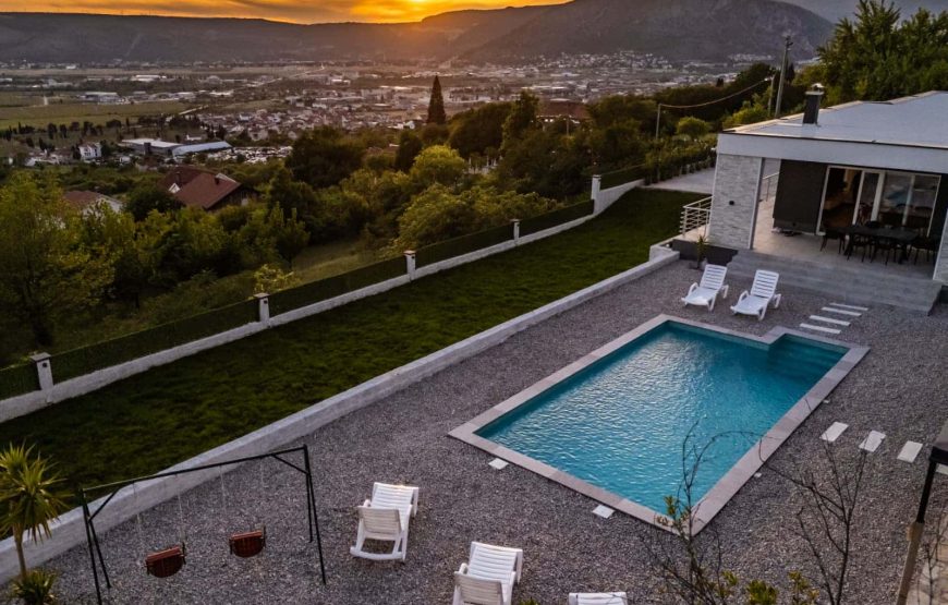 VILLA 01