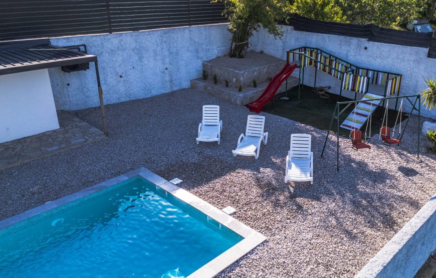 VILLA 01