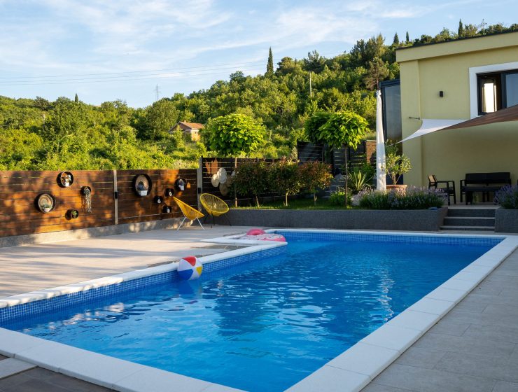 VILLA 19