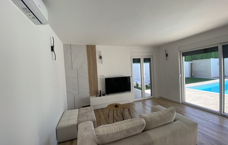 VILLA 09