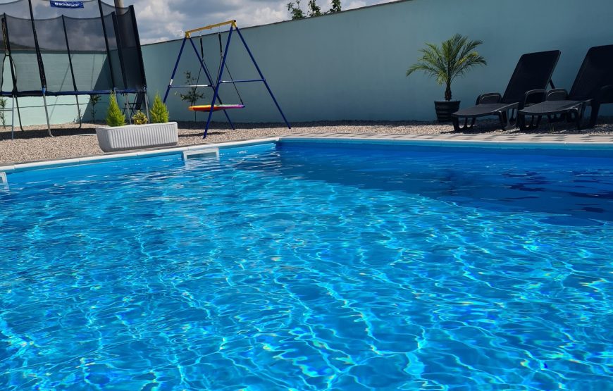 VILLA 12