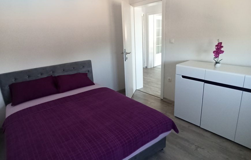 VILLA 12