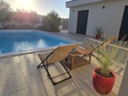 VILLA 09
