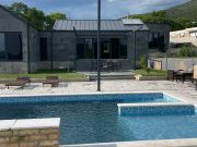 VILLA 02