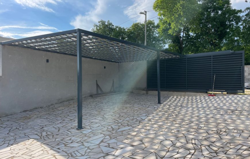 VILLA 02
