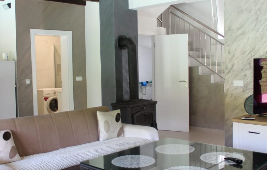 VILLA 05