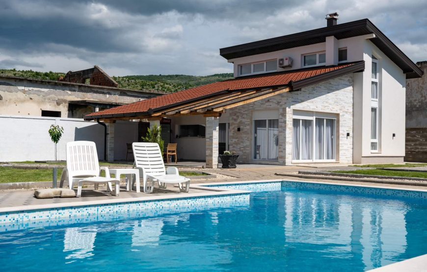 VILLA 11