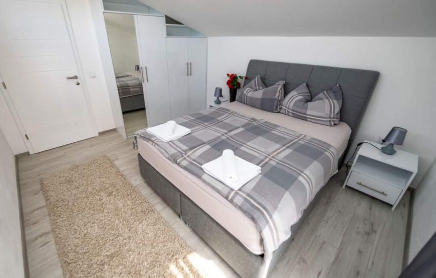 VILLA 11
