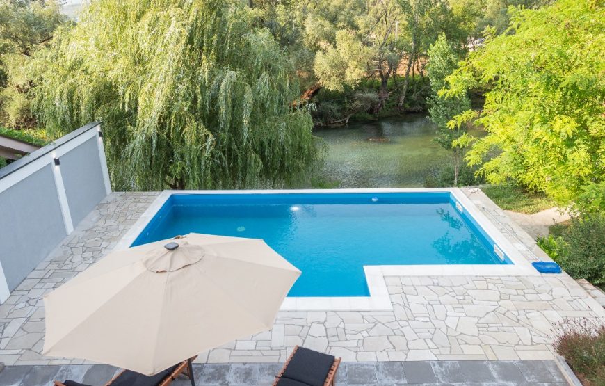 VILLA 21
