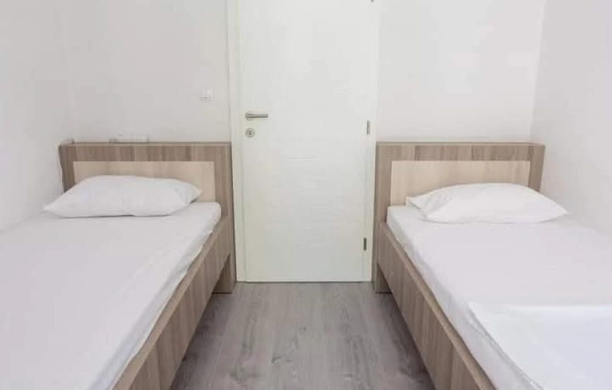 VILLA 21