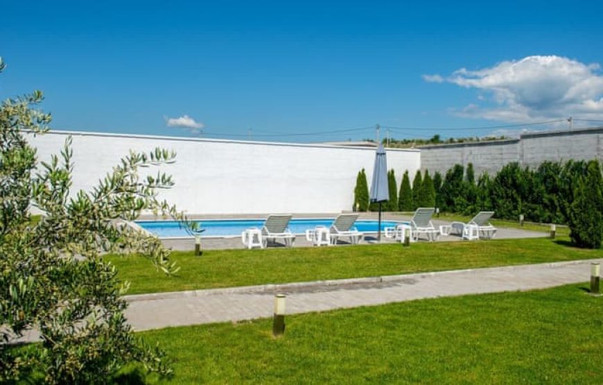 VILLA 24