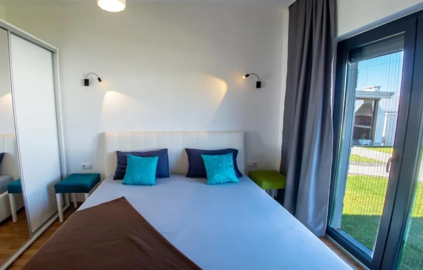 VILLA 24