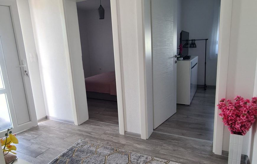 VILLA 12
