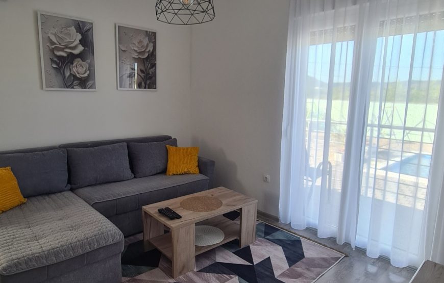 VILLA 12
