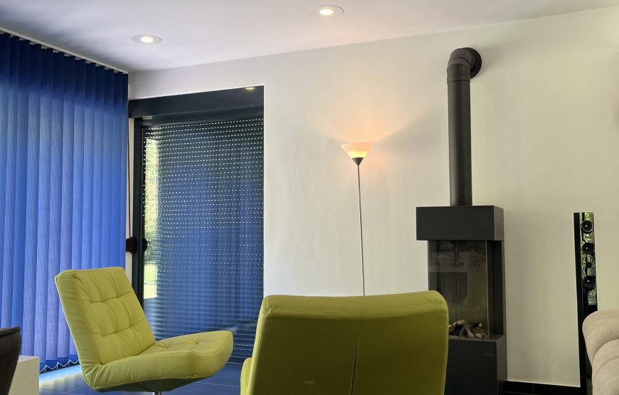 VILLA 25