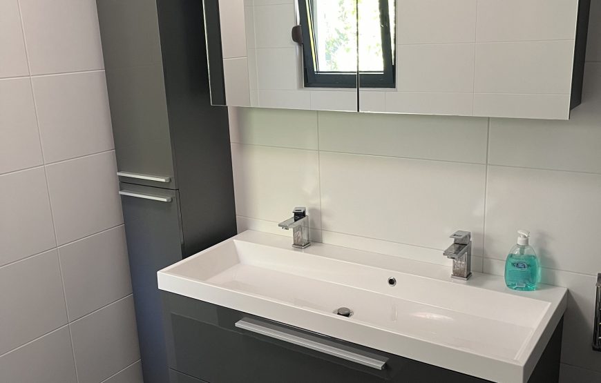 VILLA 25
