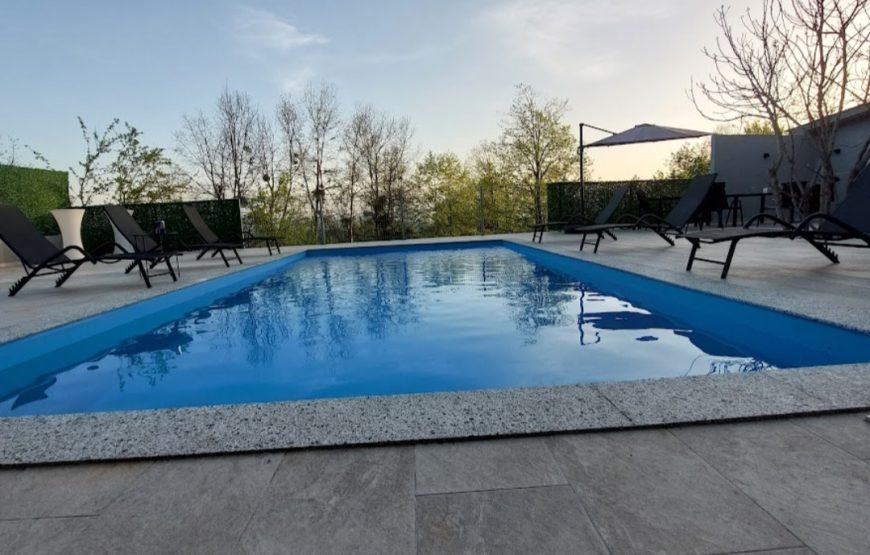 VILLA 32