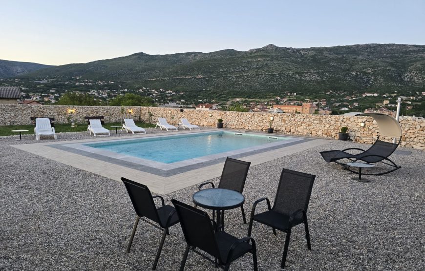 VILLA 31
