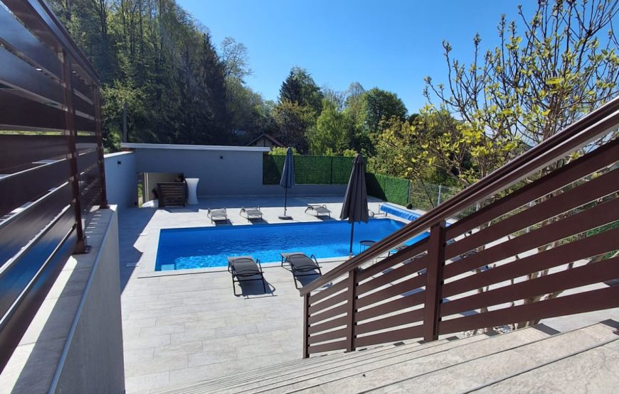 VILLA 32