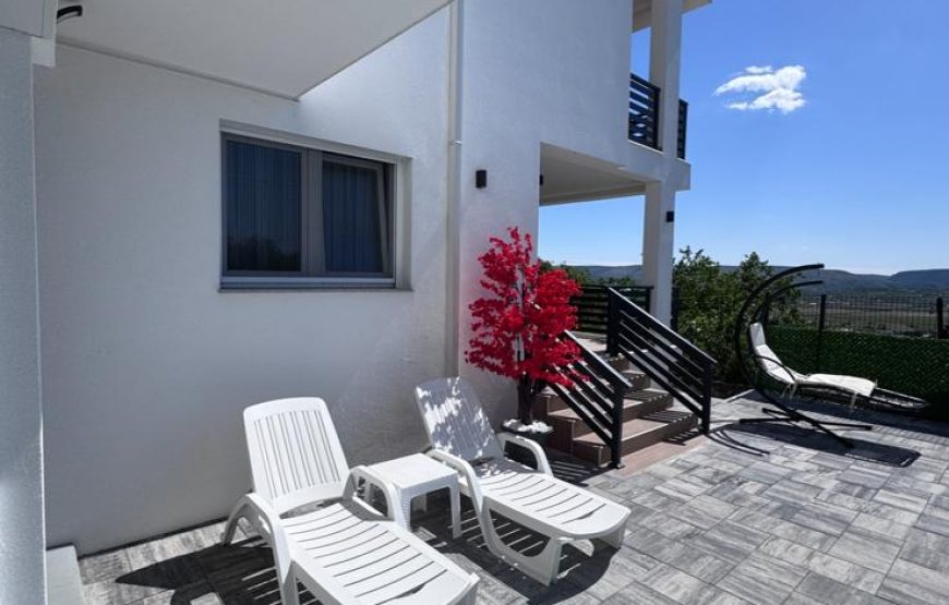 VILLA 34