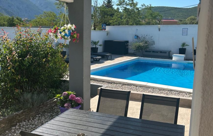 VILLA 13