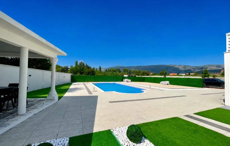 VILLA 36